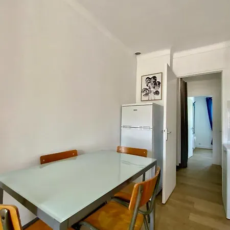 Lensoleiado- Seaside And Parking! *