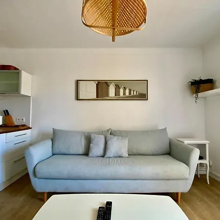 Lensoleiado- Seaside And Parking! Apartment *